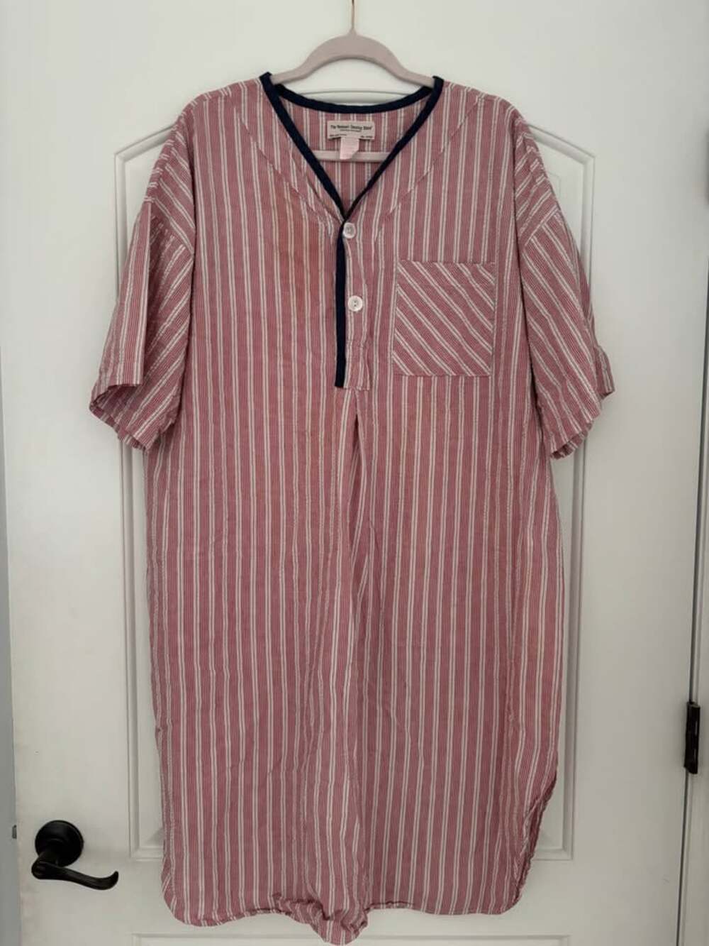 The Vermont Country Store Men's Seersucker Striped Nightshirt Brick Red L